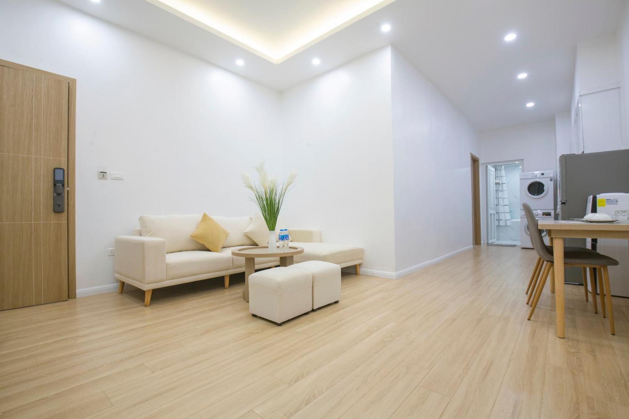 Sumitomo 17 Apartment -Lane 535 Kim Ma Street Ханой Экстерьер фото